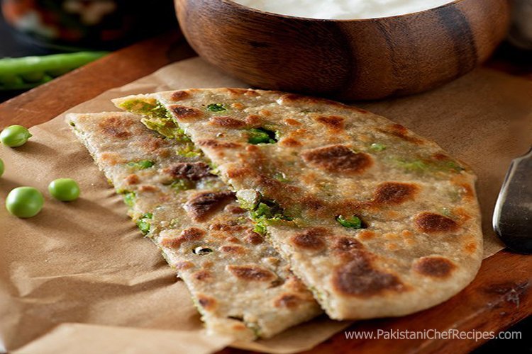 Matar Paneer Paratha Recipe by Shireen Anwar