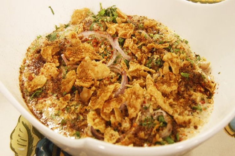 Dahi Phulki Chaat Recipe by Shireen Anwar