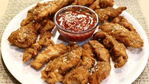 Crispy Chicken Tender With Dip Recipe by Rida Aftab