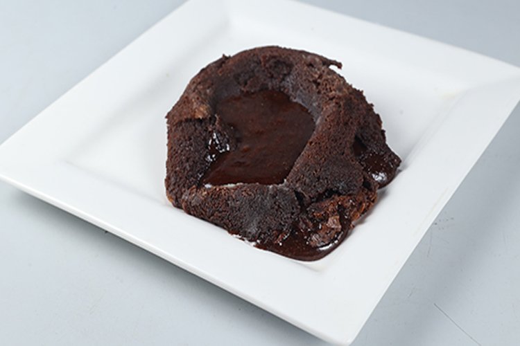 Molten Cakes Recipe by Zarnak Sidhwa